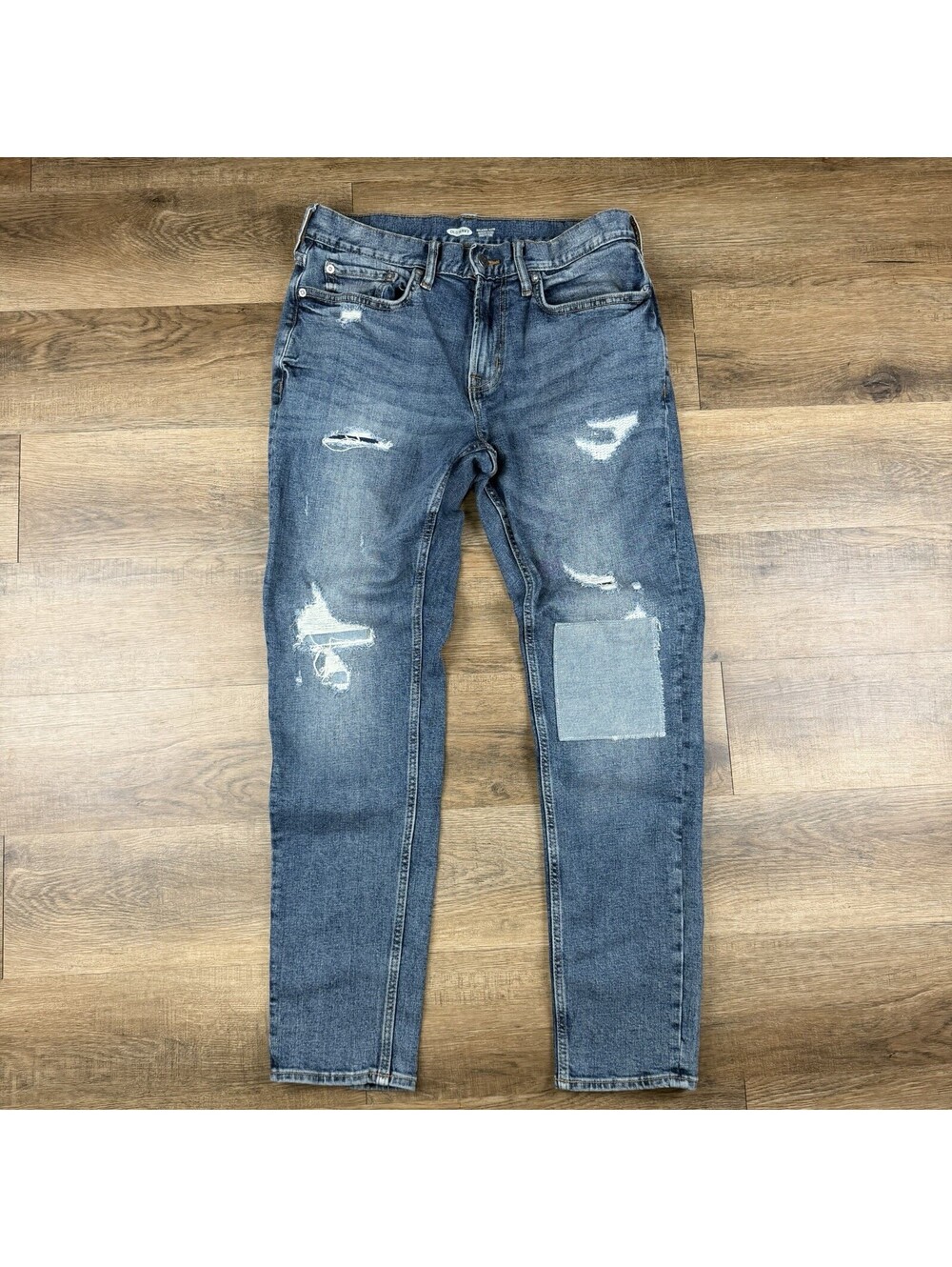 Old Navy Men’s 32x32 Relaxed Slim Jeans Built Tough Distressed Blue Denim